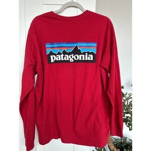 Patagonia Men's Red Long-Sleeved P-6 Logo Responsibili-Tee, Size L, EUC